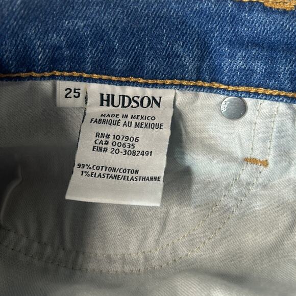 Hudson Valeri Cut Off 1" Cuff Denim Shorts in Size 25 - Picture 6 of 7